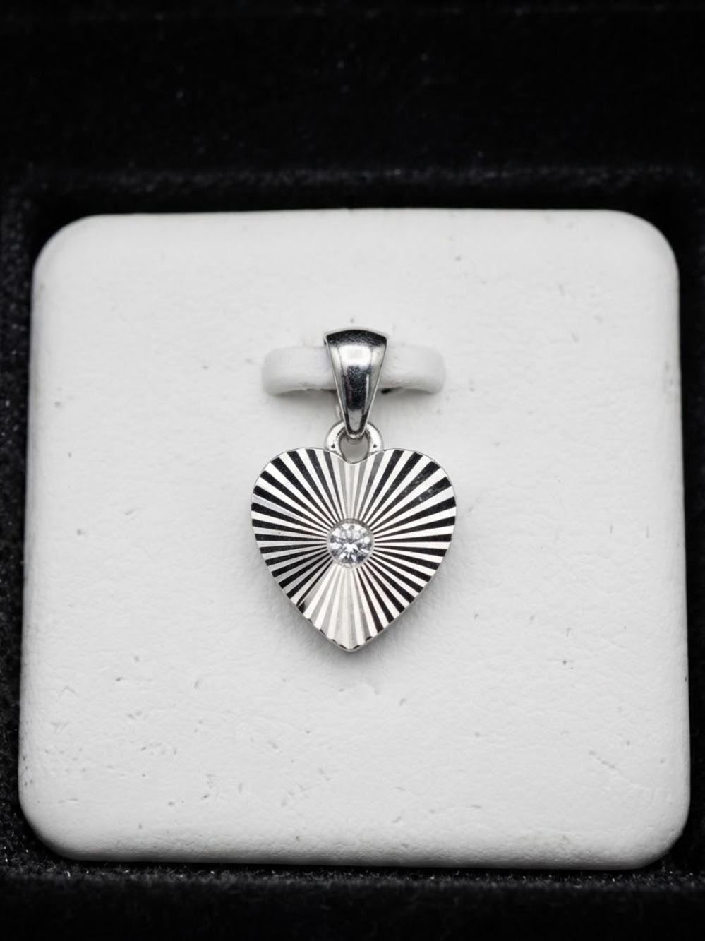925 Sterling Silver Sunburst Heart Slider Pendant 0.50CTW Moissanite Solitaire